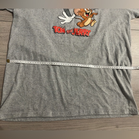 Tom & Jerry Vintage Cartoon Show Adult X-Large T-Shirt Cool Cat And Mouse Tee - Picture 3 of 4